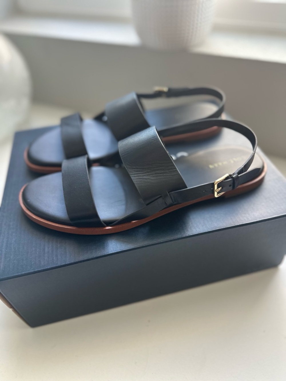 Cole Haan Flynn Flat Sandals Leather Black - 8.5 - Picture 6 of 9
